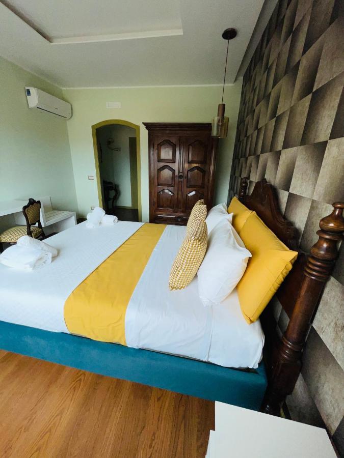Bed and Breakfast La Casa Di Erica Nápoles Exterior foto